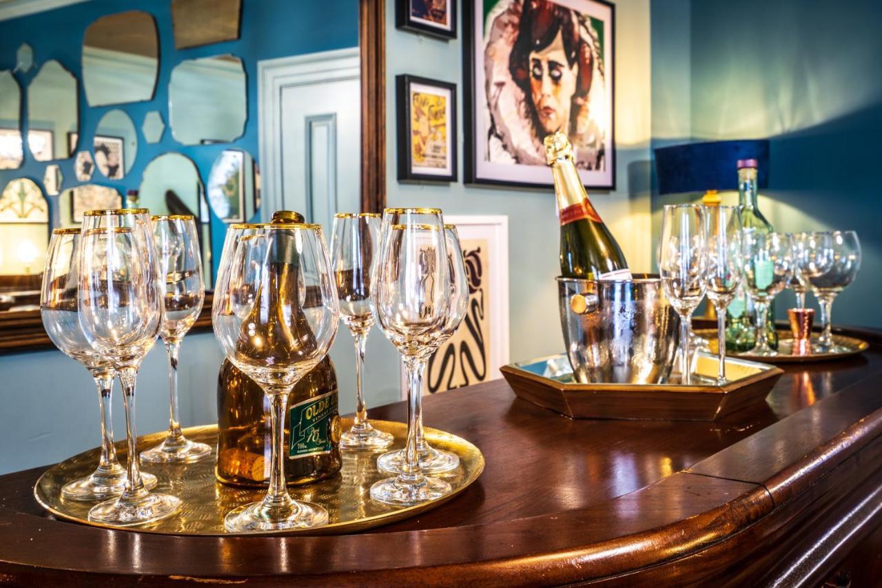 Art House Villa Londonderry ภายนอก รูปภาพ