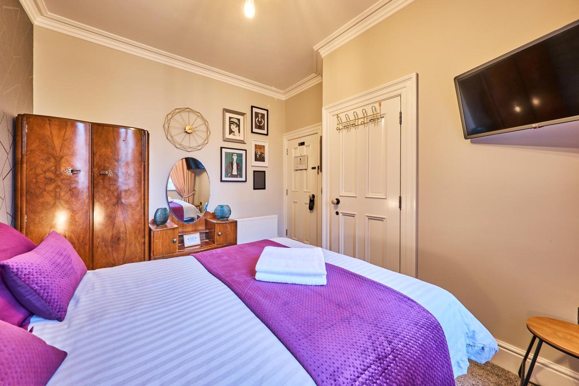 Art House Villa Londonderry ภายนอก รูปภาพ