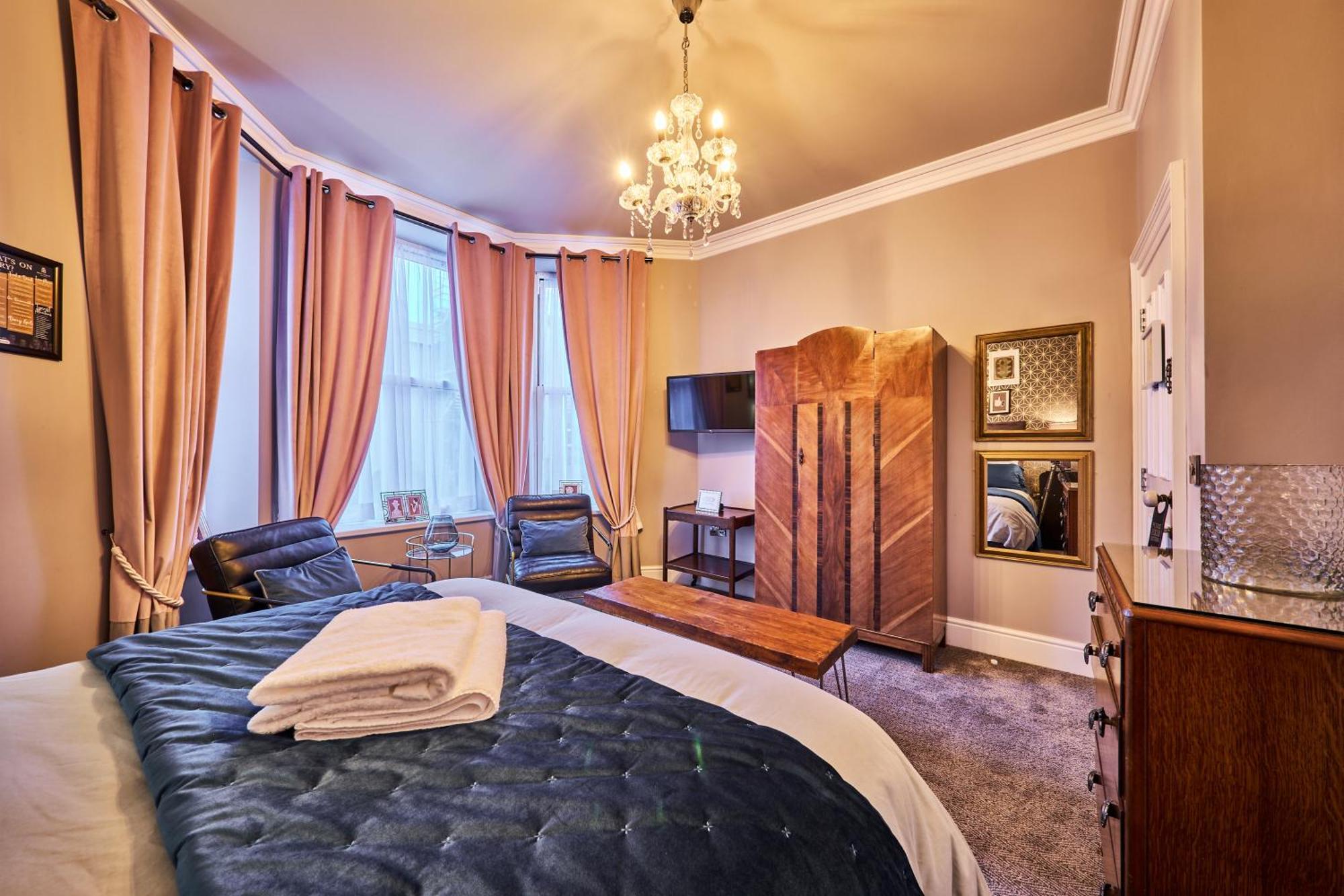 Art House Villa Londonderry ภายนอก รูปภาพ