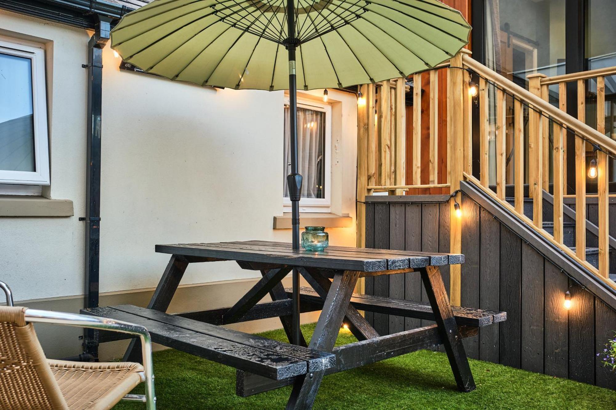 Art House Villa Londonderry ภายนอก รูปภาพ