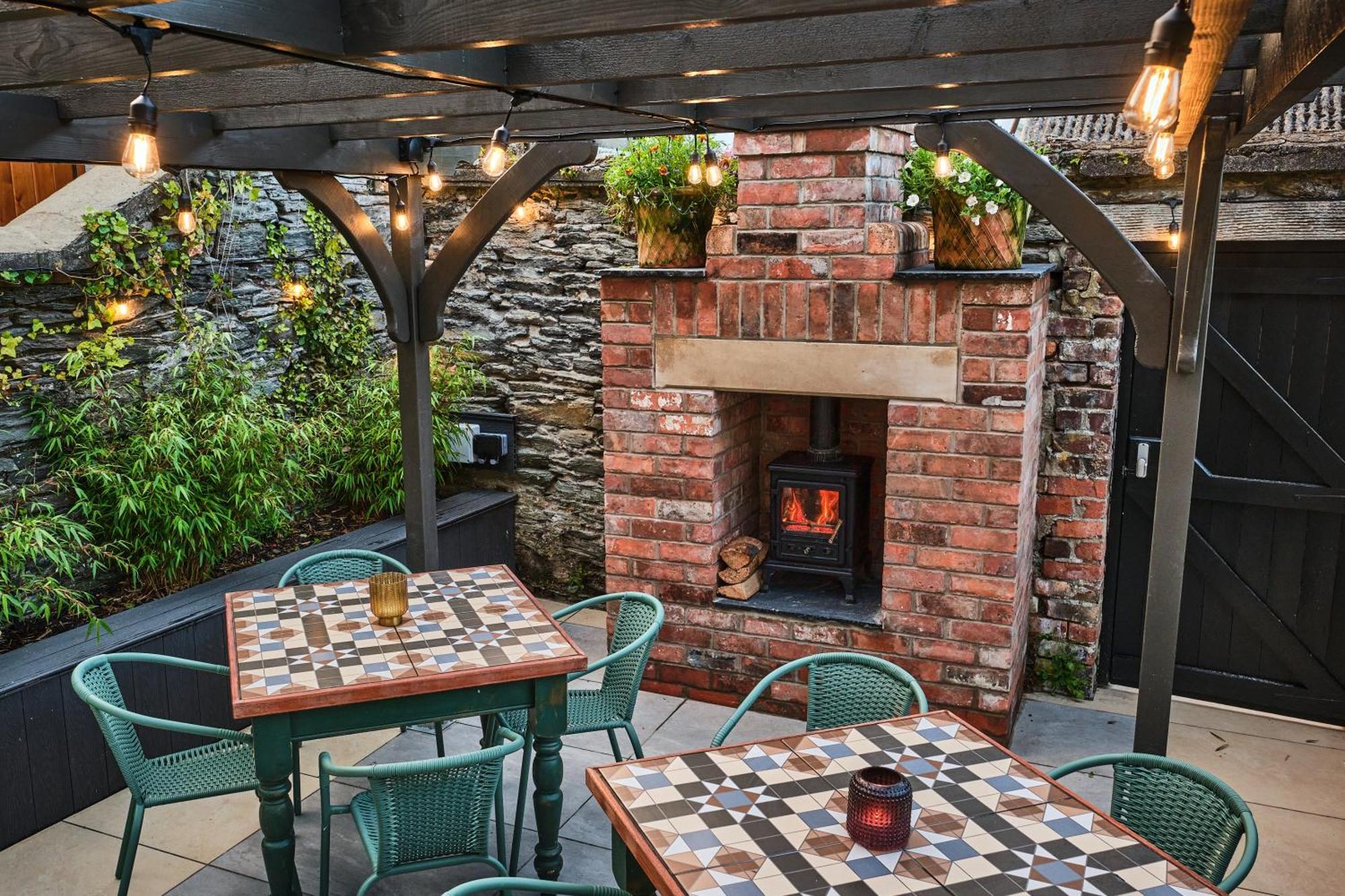 Art House Villa Londonderry ภายนอก รูปภาพ